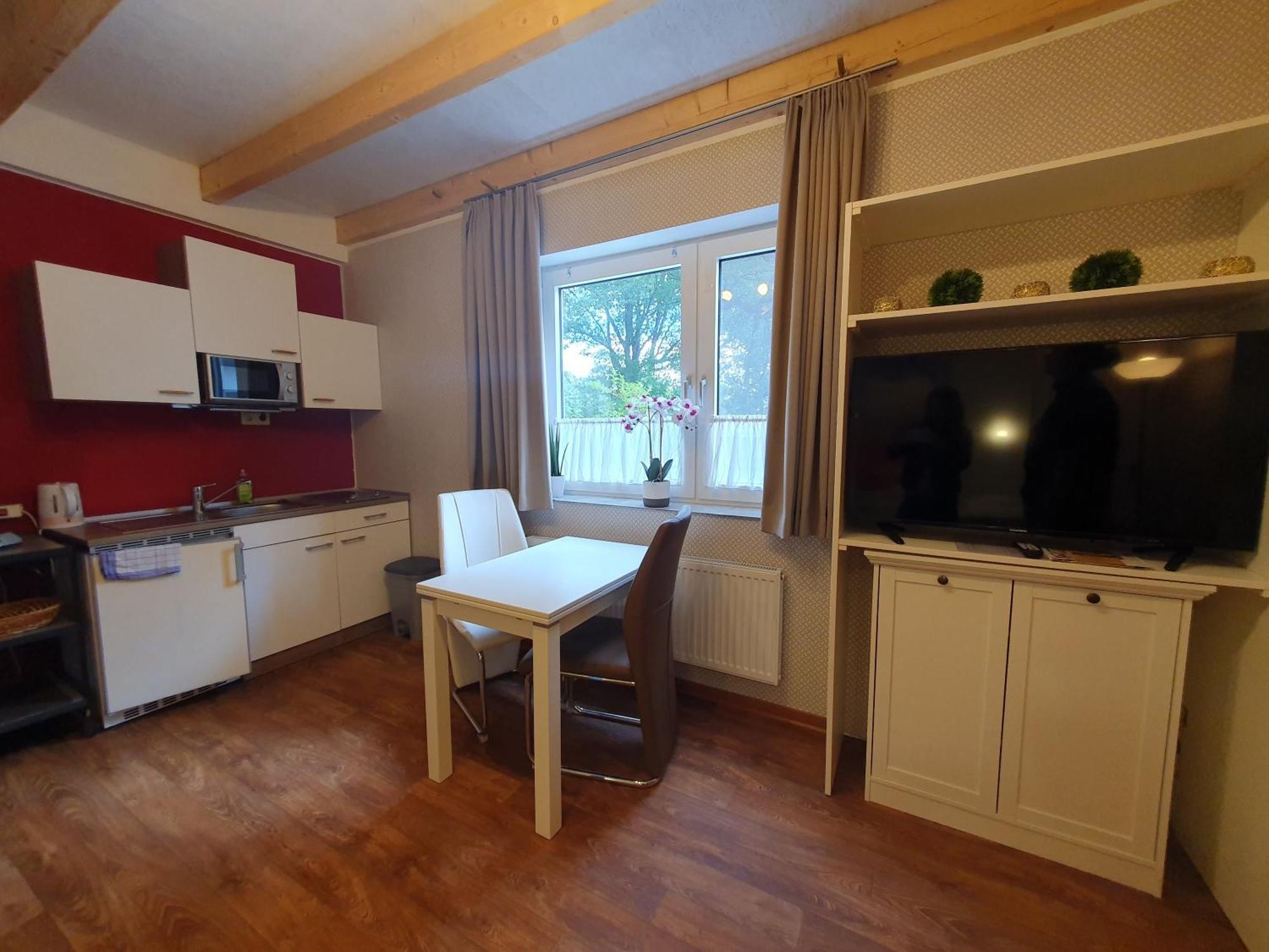 Ferienobjekte Claus, 35633 Apartman Uplengen Kültér fotó